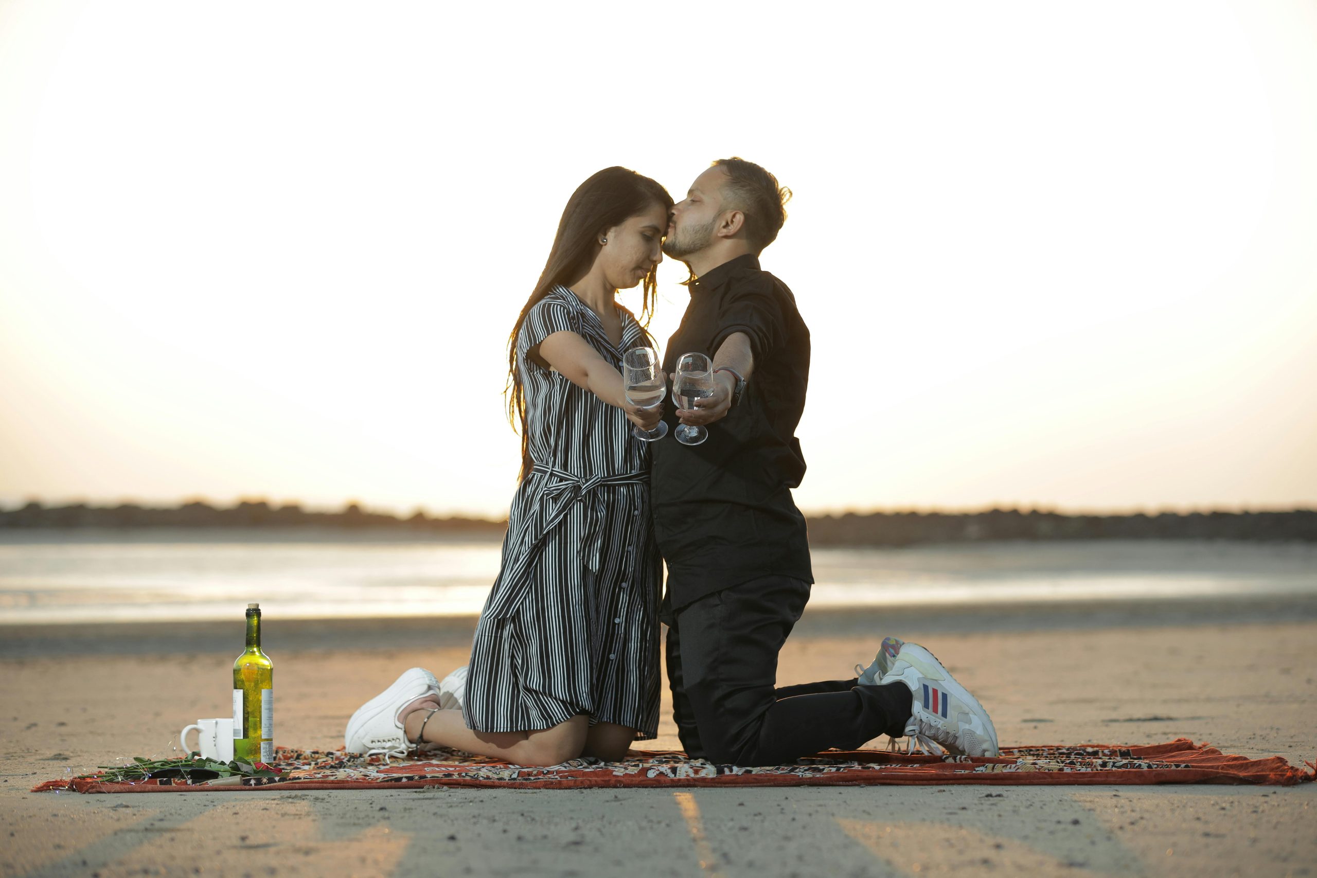 Ilustrasi engagement lamaran